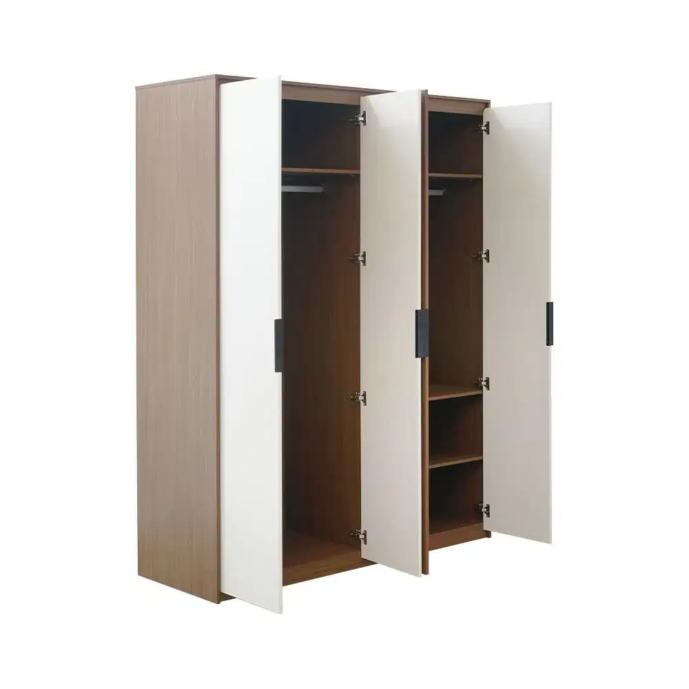 Lemari Pakaian Informa 4 Pintu