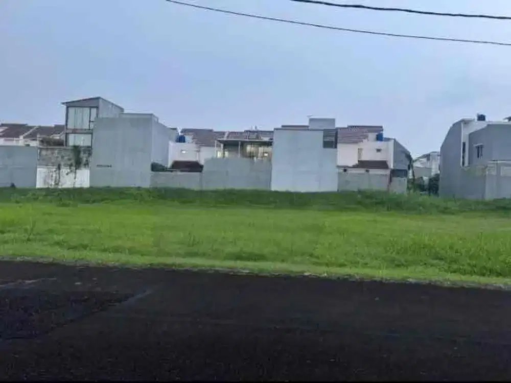 Kavling Boulevard lokasi strategis Amalfi Gading serpong