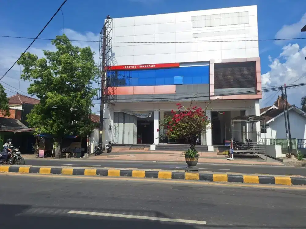 Dijual Cepat Rumah dan Toko Siap Huni di Madiun