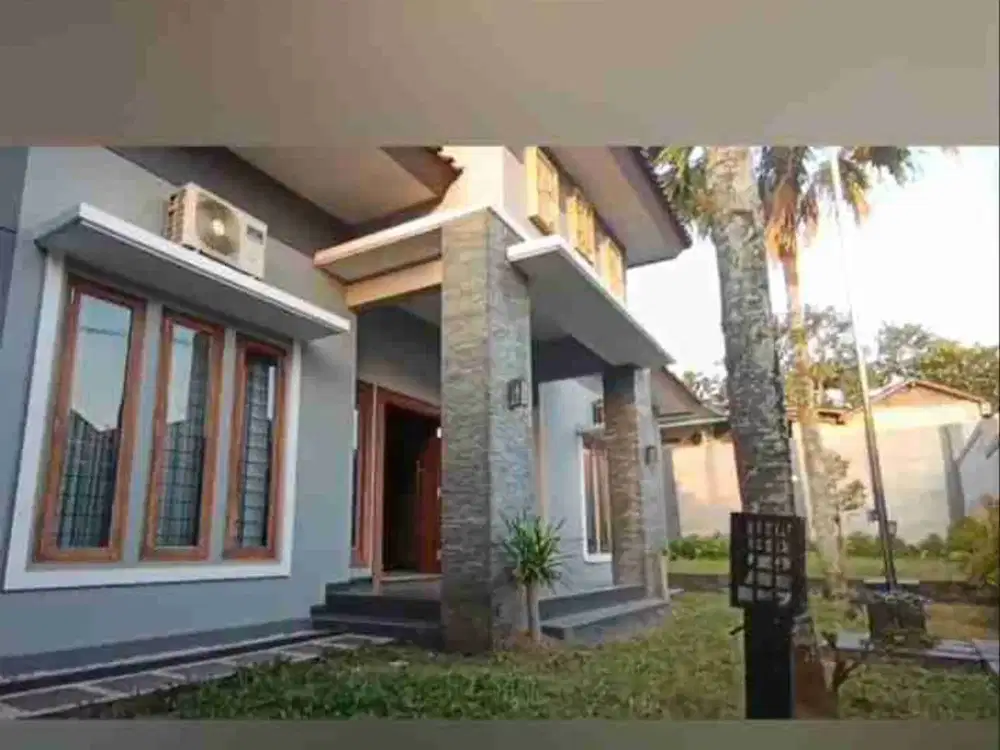 RUMAH MEWAH SUPER LUAS FULL FURNISHED DEPAN SMA TARUNA NUSANTARA MAGELANG