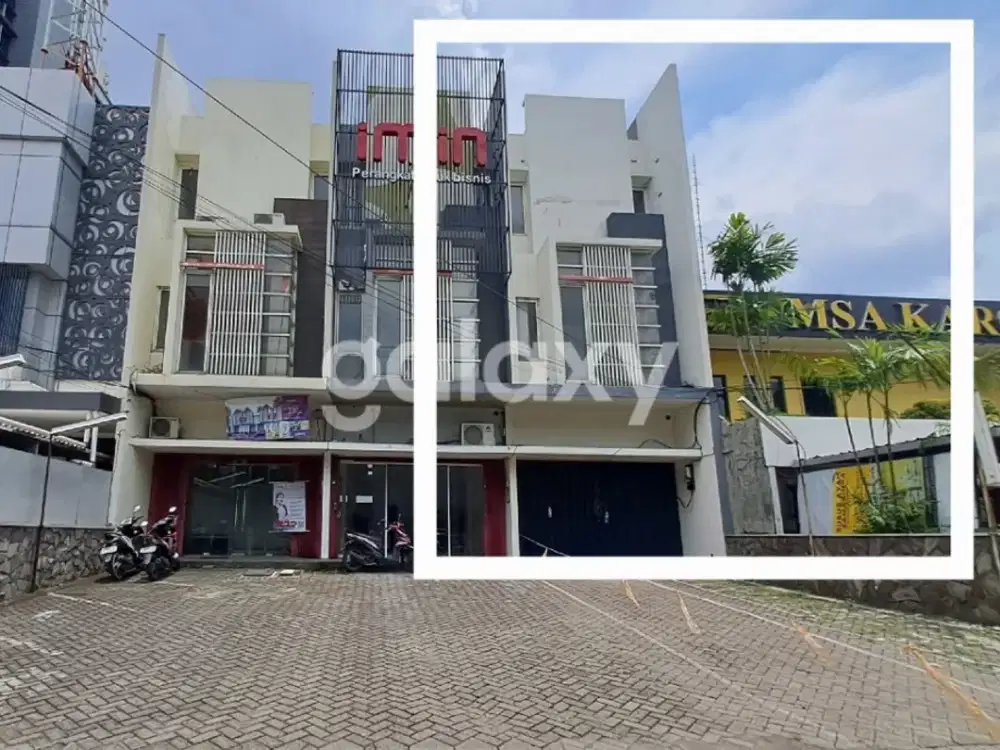 Disewakan Ruko Nol Jalan Raya Jemursari. Parkir Luas.