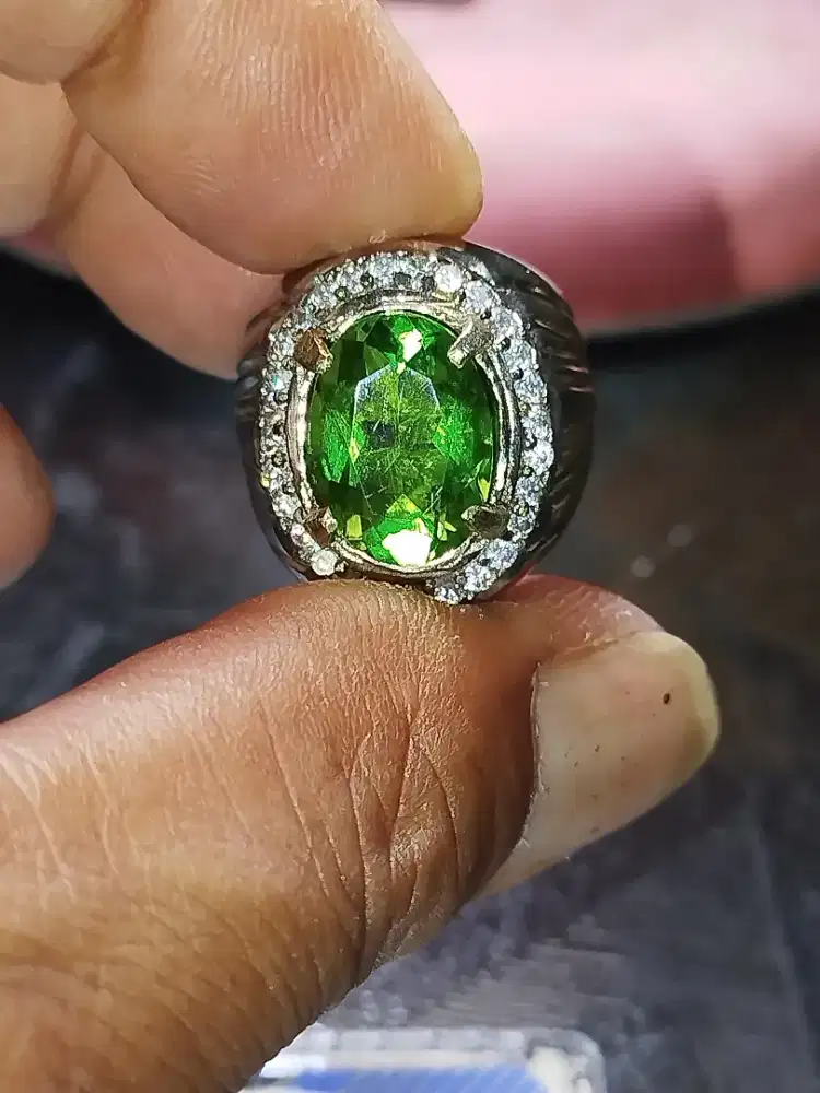CINCIN NATURAL PERIDOT 5,56CRT PLUS MEMO