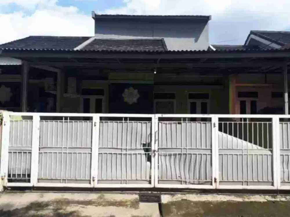 Rumah 2 Lantai Vila Rizki ilhami Tangerang