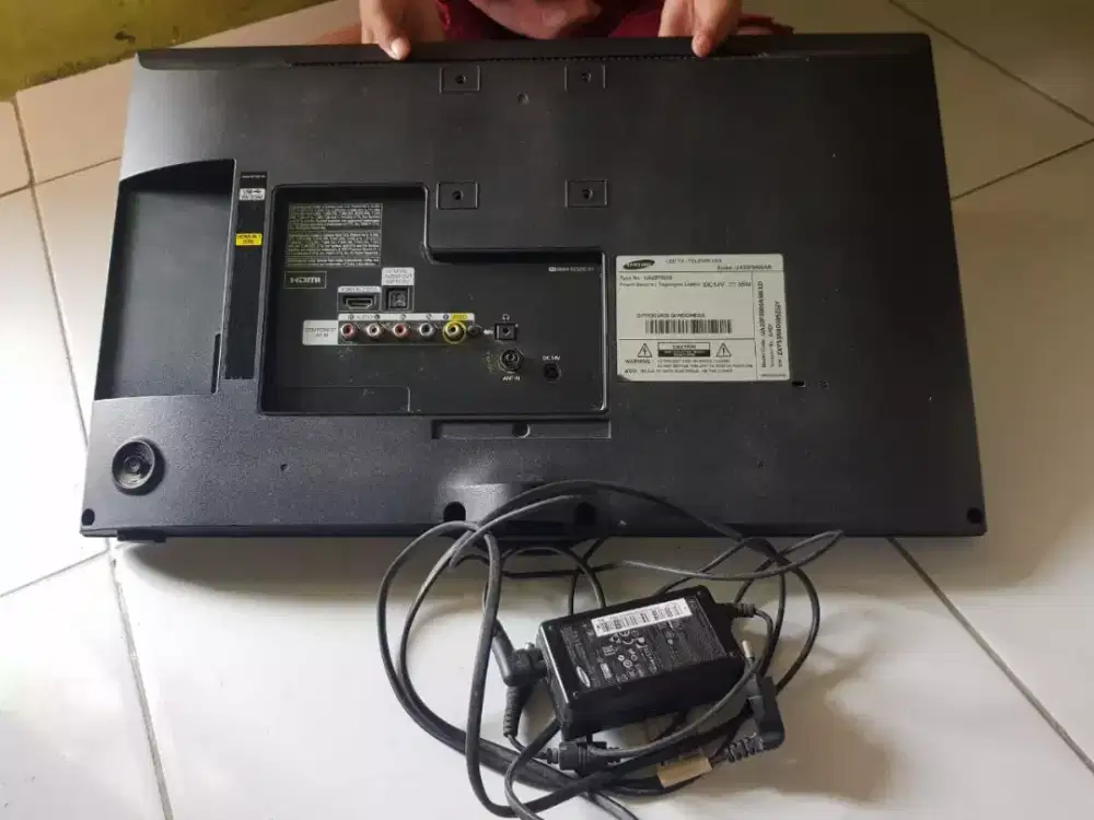 TV Samsung LED 24 analog minus layar