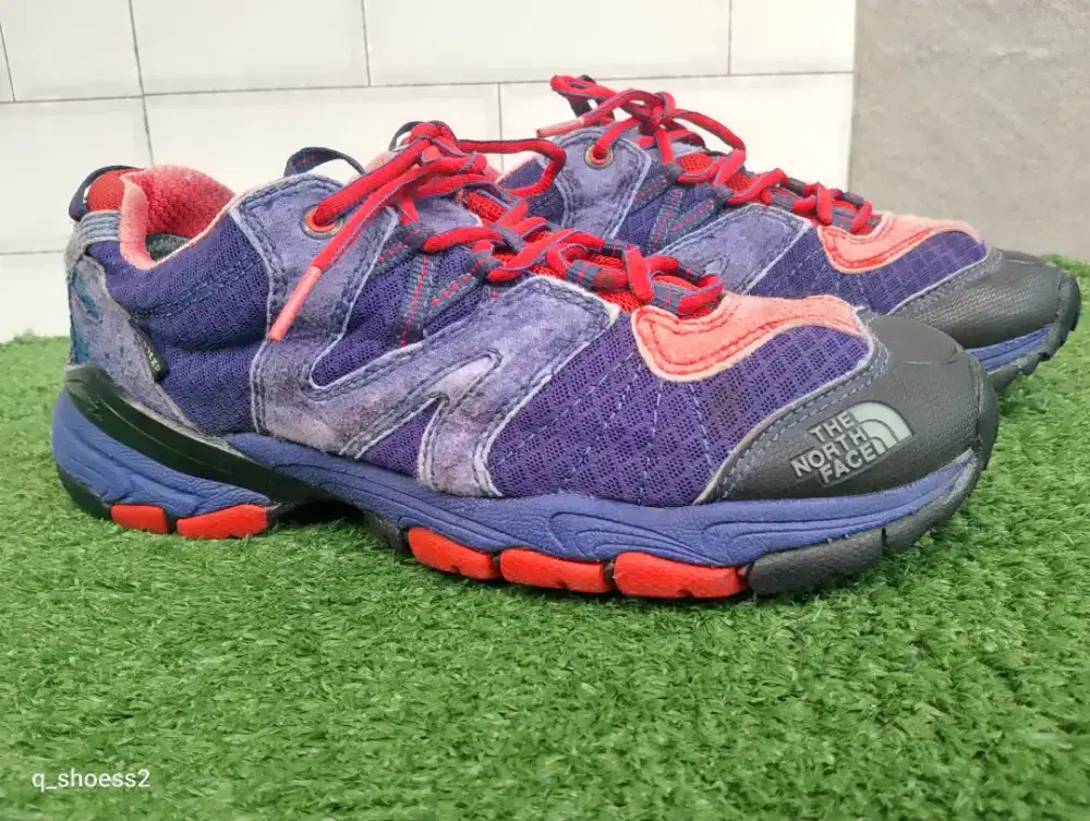 Sepatu hiking outdoor trekking trail runn THE NORTH FACE