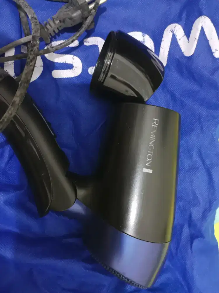 Hairdryer Remington 1400 D2400