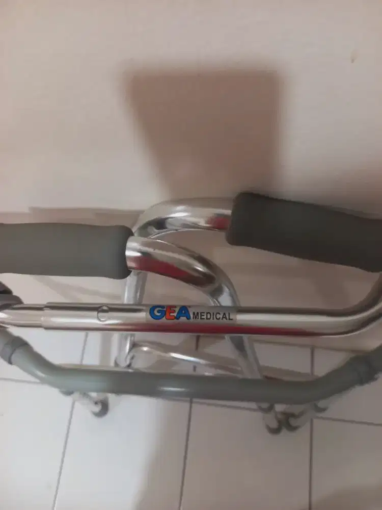 Jual alat terapi jalan 4 kaki GEA