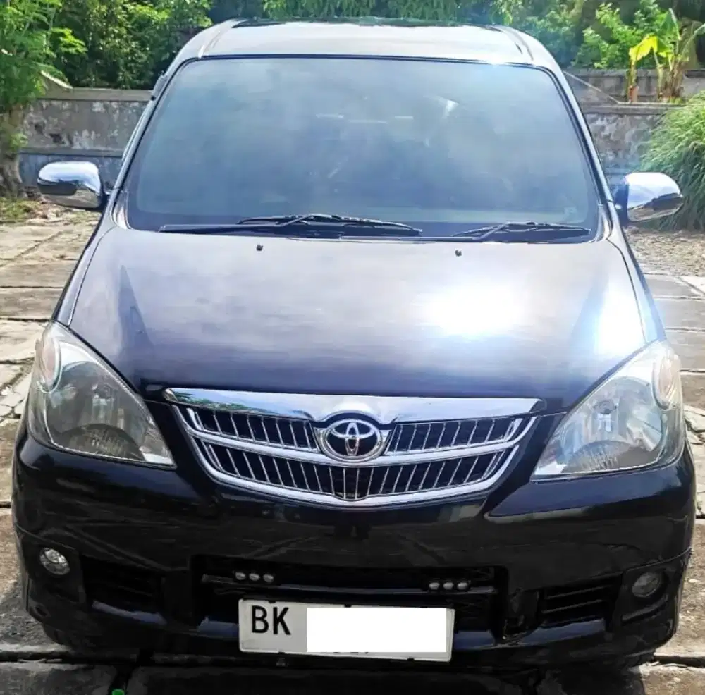 Toyota Avanza Matic Tahun 2010 Type G