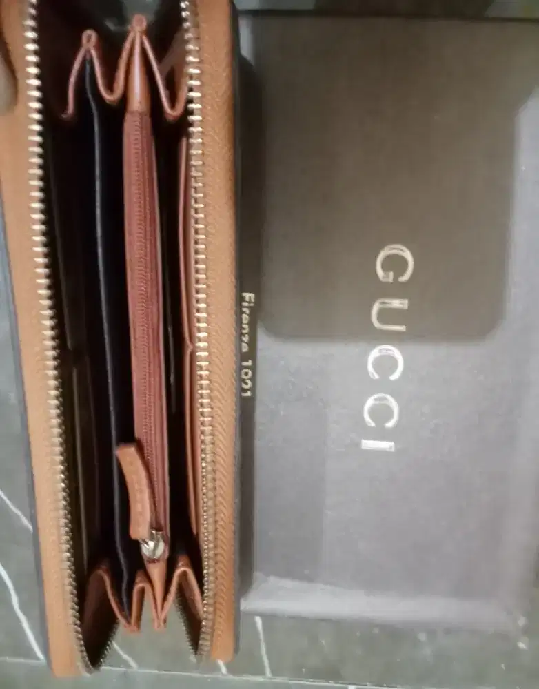 jual dompet gucci