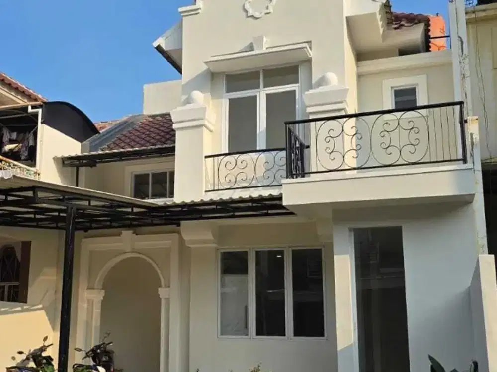 DIJUAL RUMAH 2 LANTAI FULL RENOVASI DI LEGENDA WISATA CIBUBUR