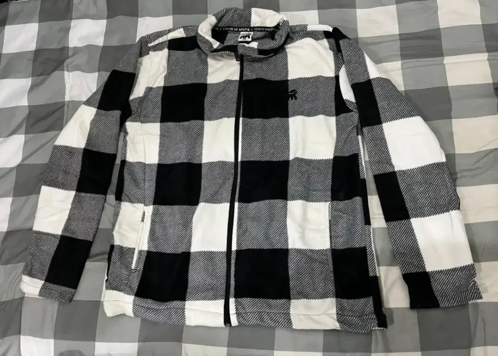 Sweater Pria House Of Smith Size L Original Mulus