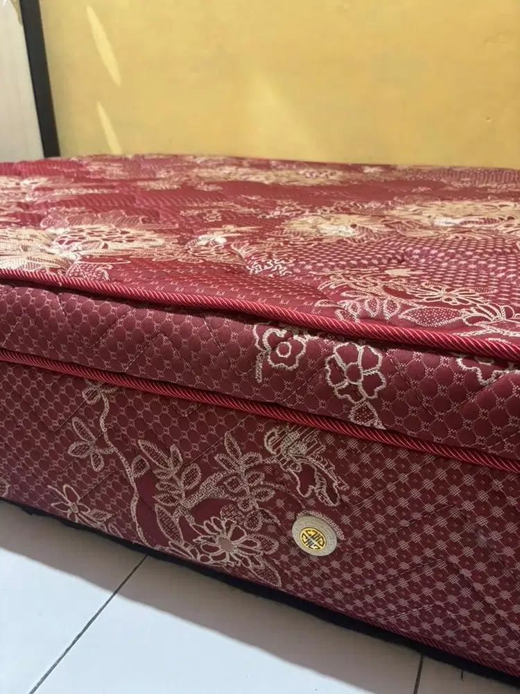Preloved Kasur springbed King