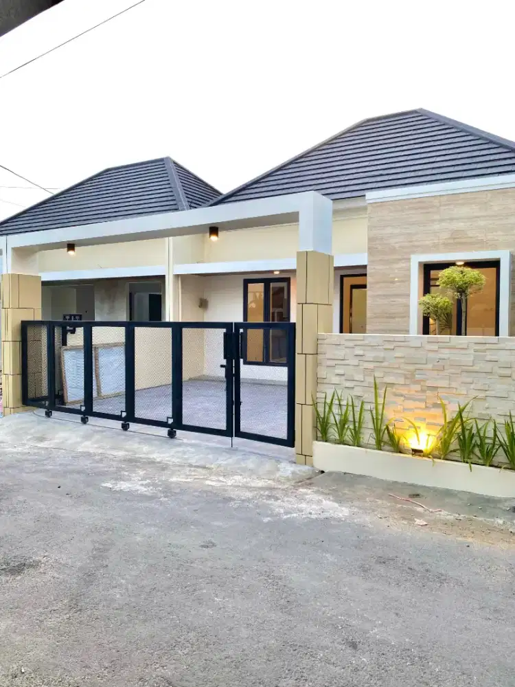 Rumah Mewah Kawasan Perumahan Carpot 2 Mobil 15 Menit Ke Pemda Sleman