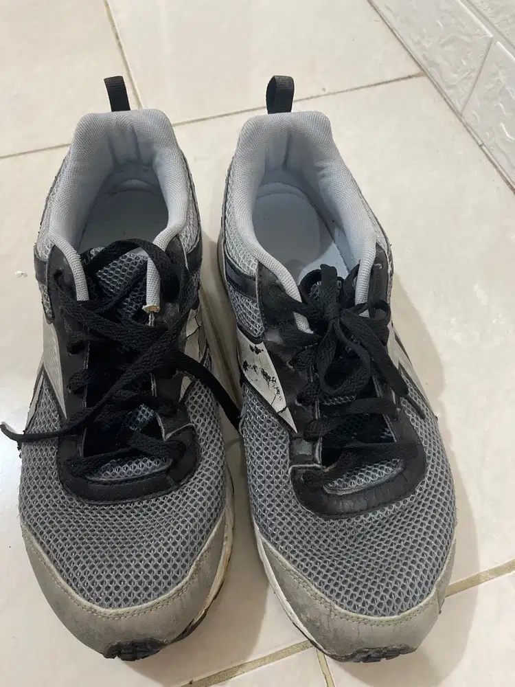 Sepatu Reebok Ukuran 43