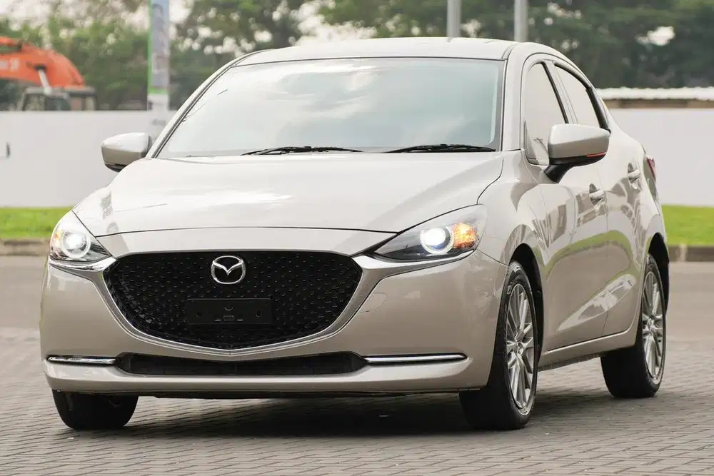 Like New! Mazda 2 Sedan 1.5 Skyactiv 2022 Warranty! Hrv cx3 creta