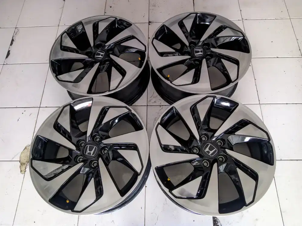 R18 Original CRV prestige Turbo 5x114 mulus