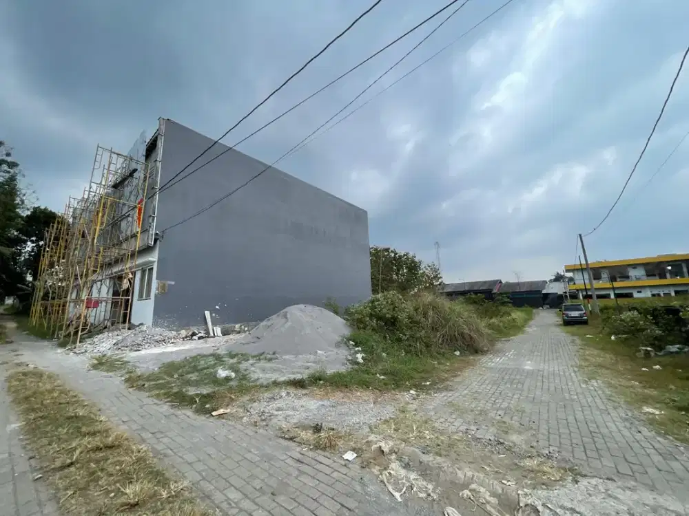 4 Menit UII, Tanah Nglanjaran Bonjotan Kaliurang, SHM