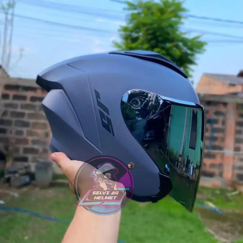 Helm TOP New Gress
