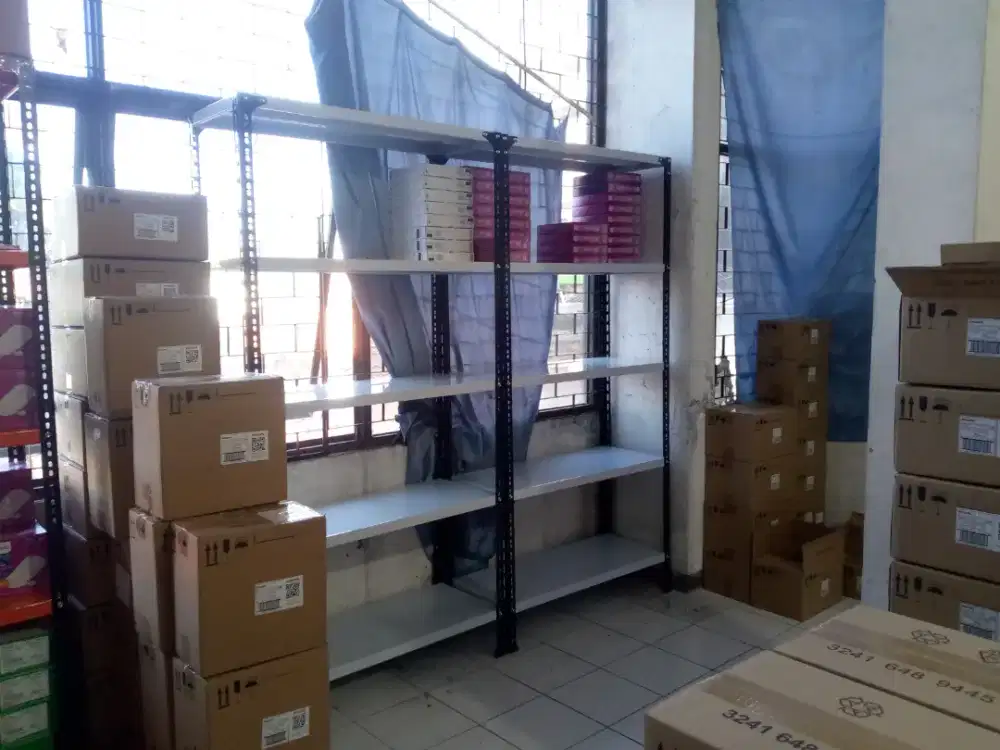 Rak siku besi serbaguna