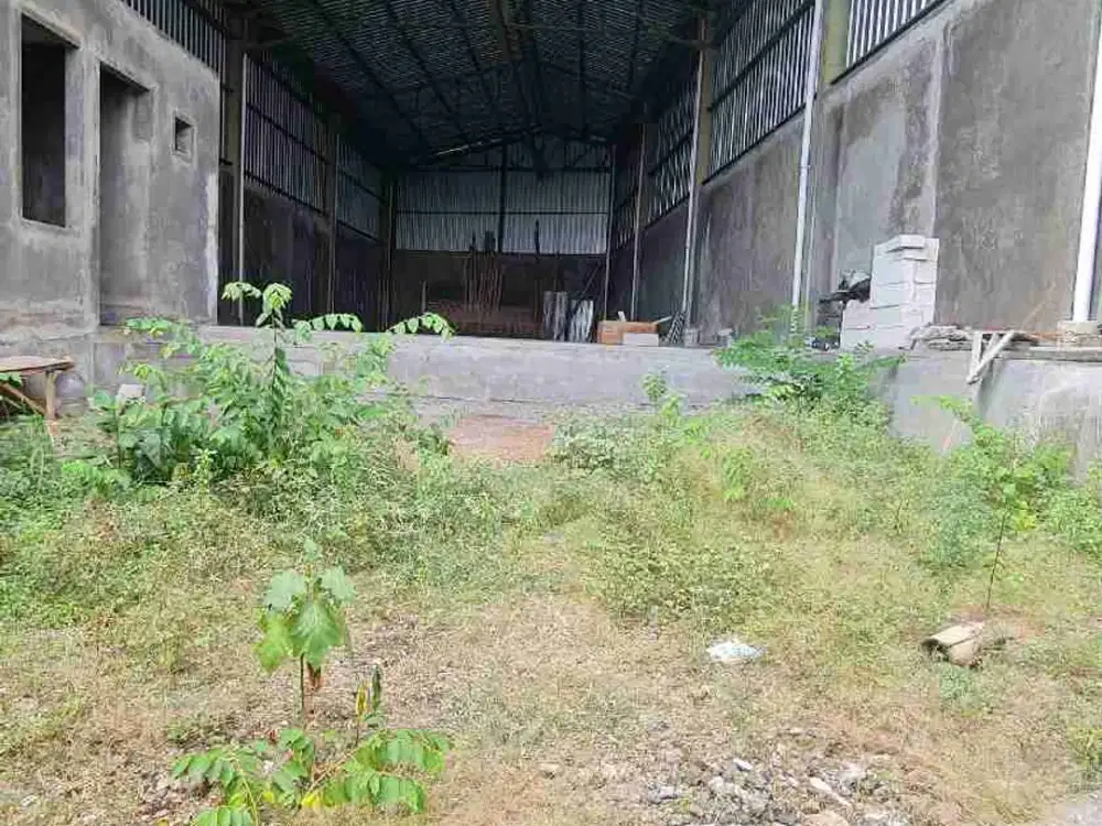 DIJUAL GUDANG SIAP PAKAI LOKASI PINGGIR JALAN UTAMA