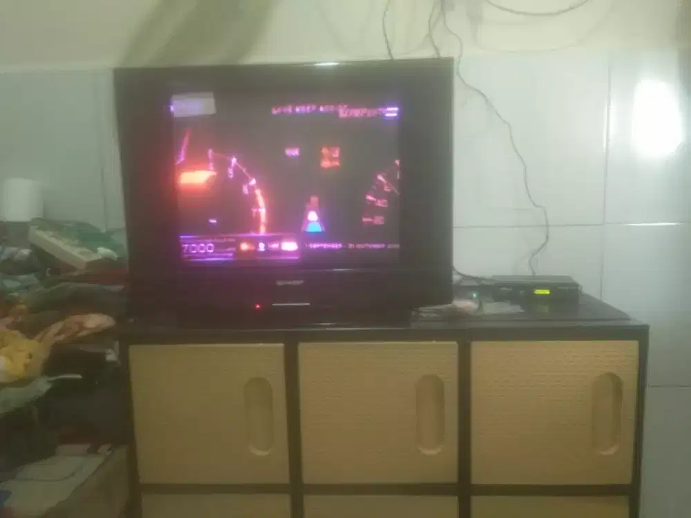 Television SHARP 21 Inchi