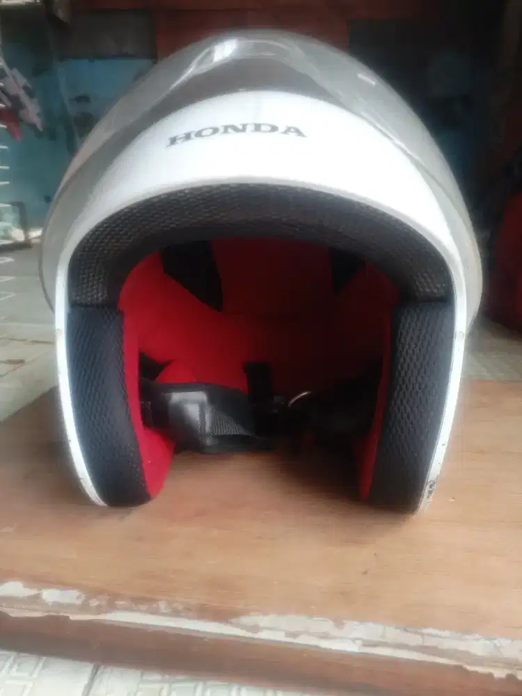 Helm cewek Scoopy