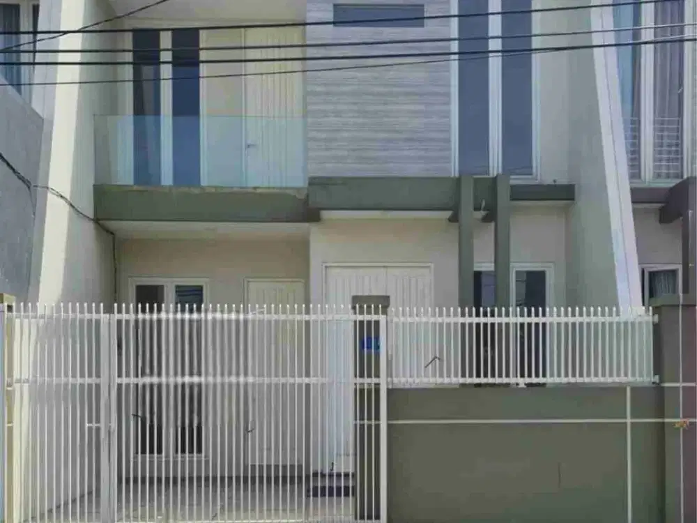 ‼️Langk, Under 3m‼️ Rumah Baru Gress di Kompleks Gayungsari