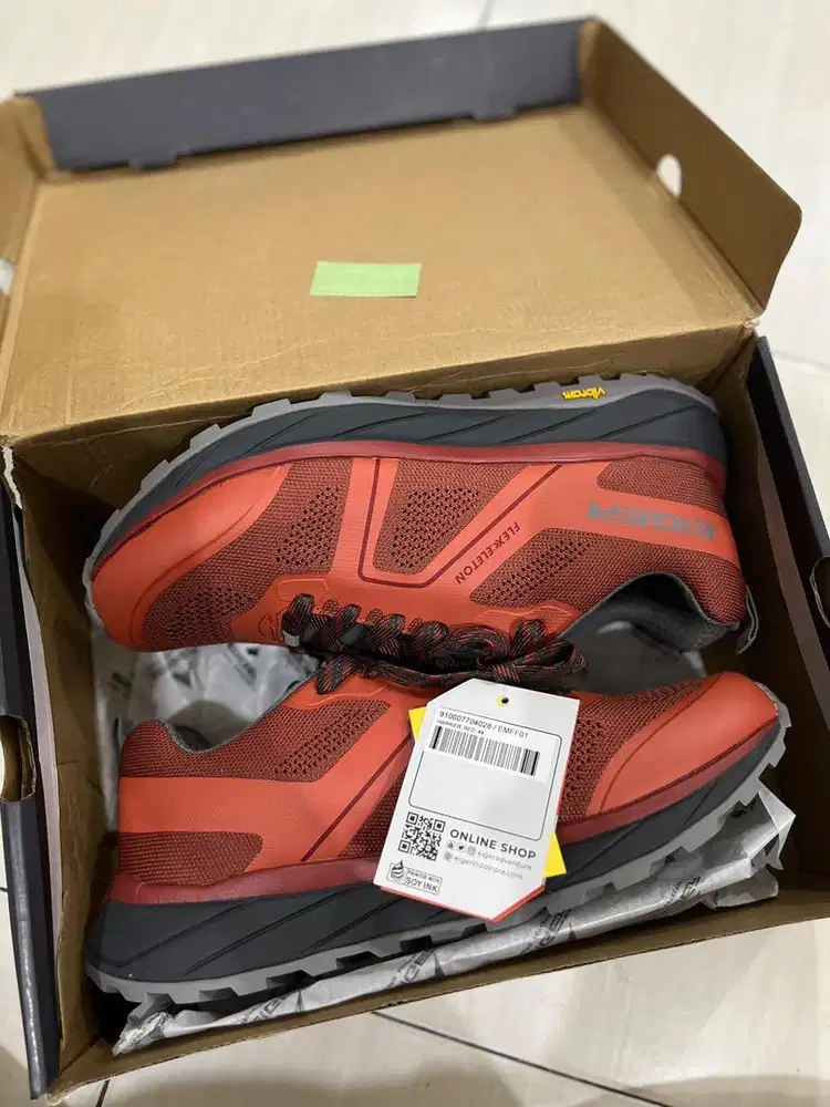 Sepatu trail eiger harrier