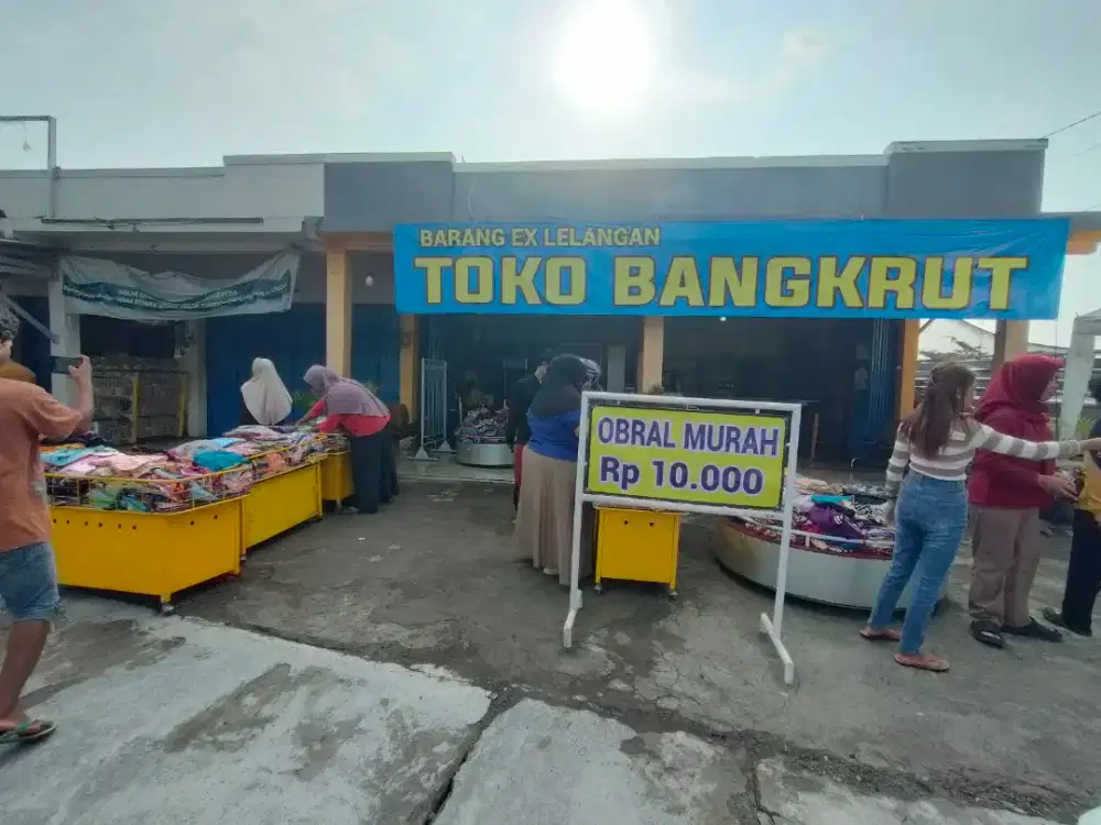KEMITRAAN TOKO BANGKRUT