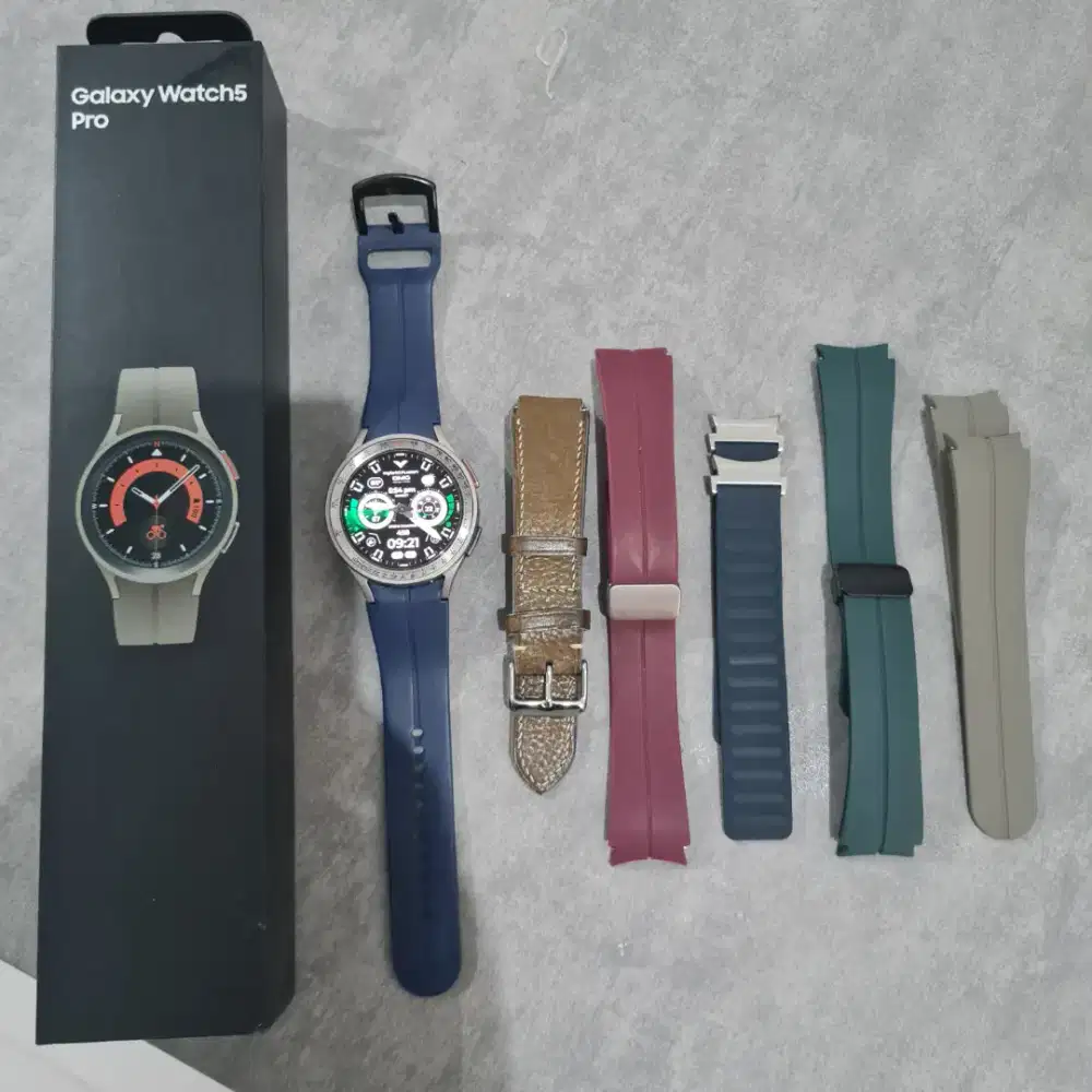 SAMSUNG WATCH 5 PRO 45mm