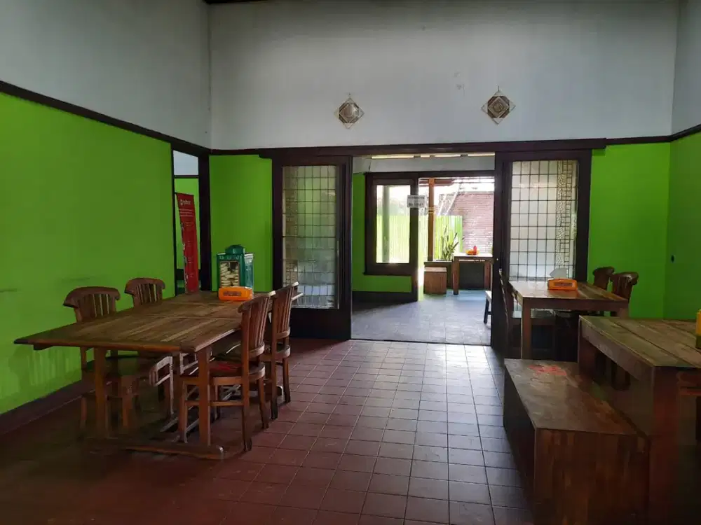 Ruang Usaha Strategis di Mainroad Supratman Bandung