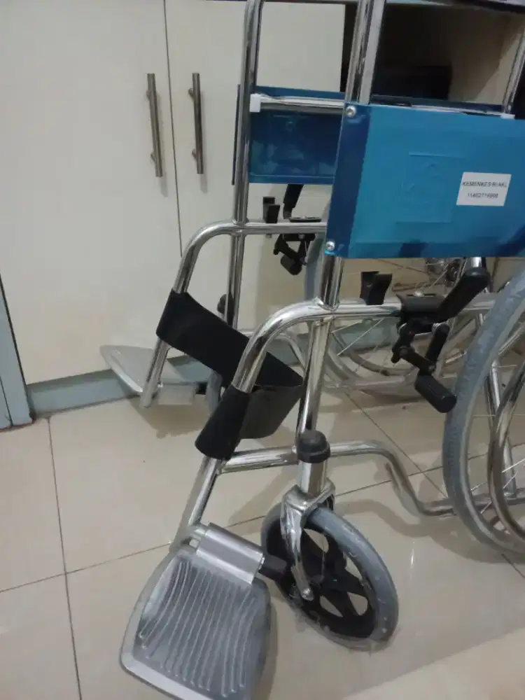 Kursi Roda wheel for handycap person