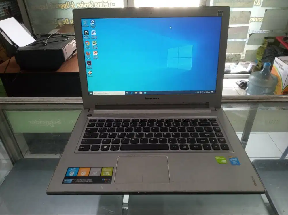 Lenovo Z140 Core i7 Ram 12 GB Dual VGA Siap Kerja