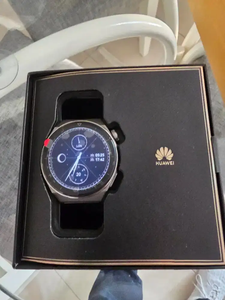 Huawei GT 3 Pro smart watch