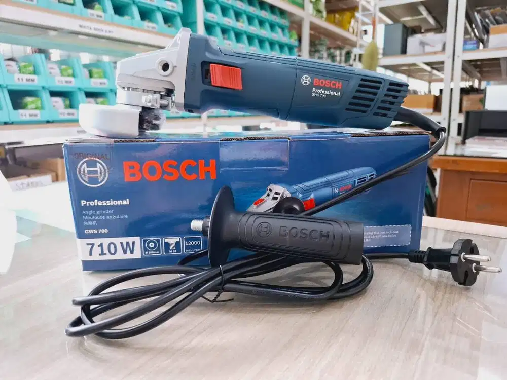 MESIN GERINDA 4 GWS 700 BOSCH