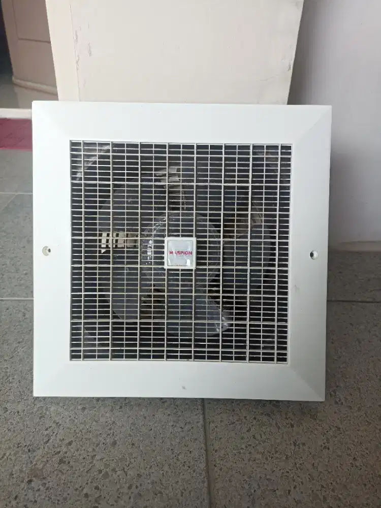 e x h a u s t      f a n