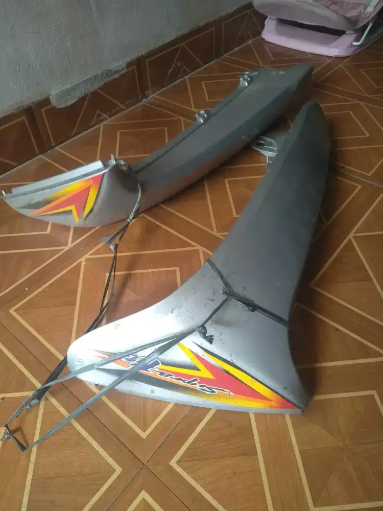 Body sayap kanan kirin supra fit