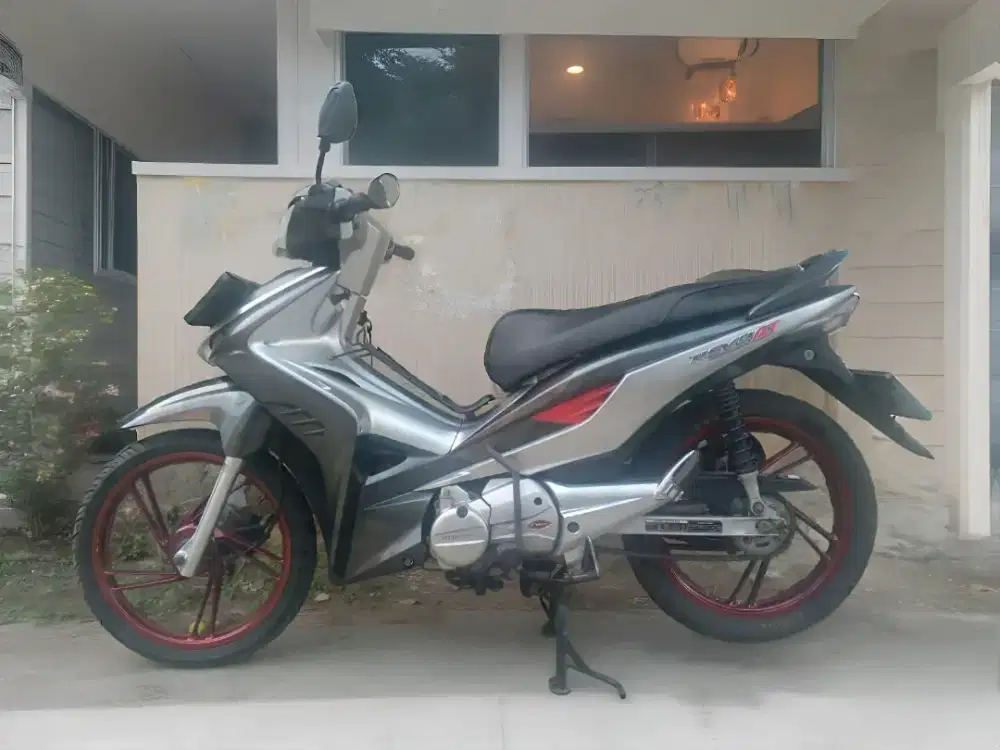 Honda Revo Techno AT 2010 Jual BT TT