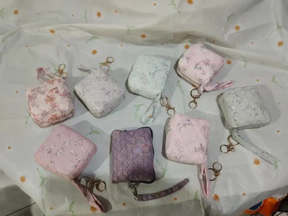 Mukena perlengkapan ibadah wanita