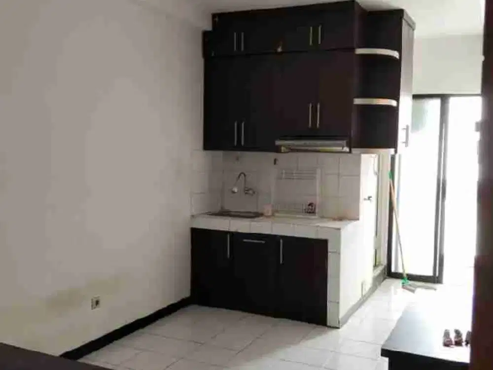 dijual cepat BU lantai 19 apartemen Casablanca East Residence tower BB