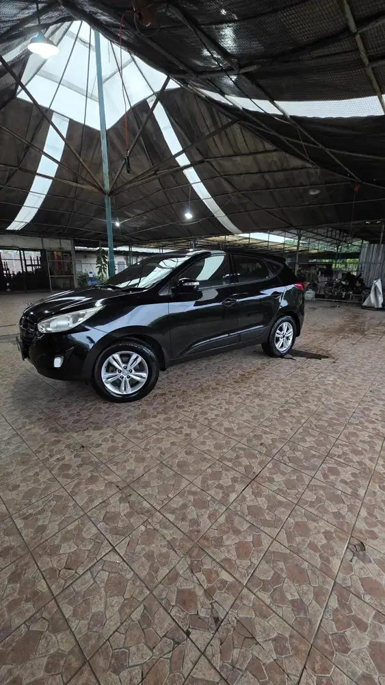 DIJUAL Hyundai Tucson 2012 Bensin 2.O A/T