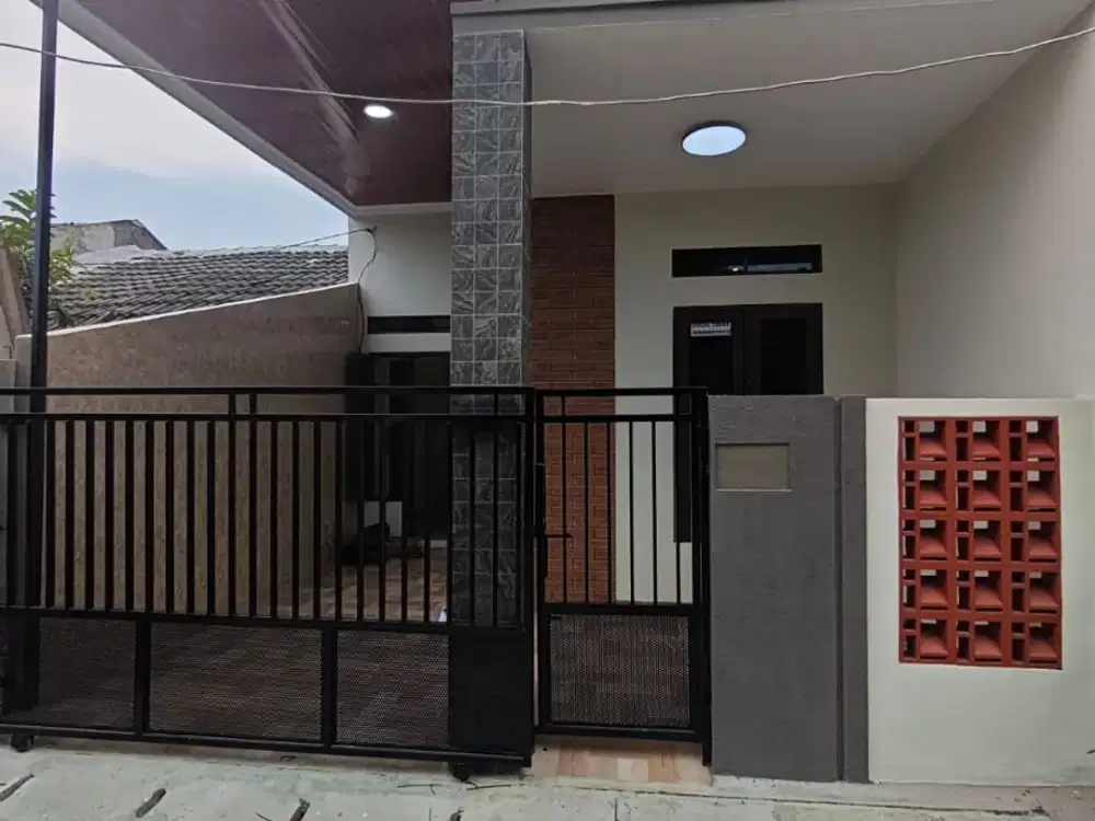 Di Jual Cepat, Rumah di Komplek Griya Asri, Bekasi Utara.