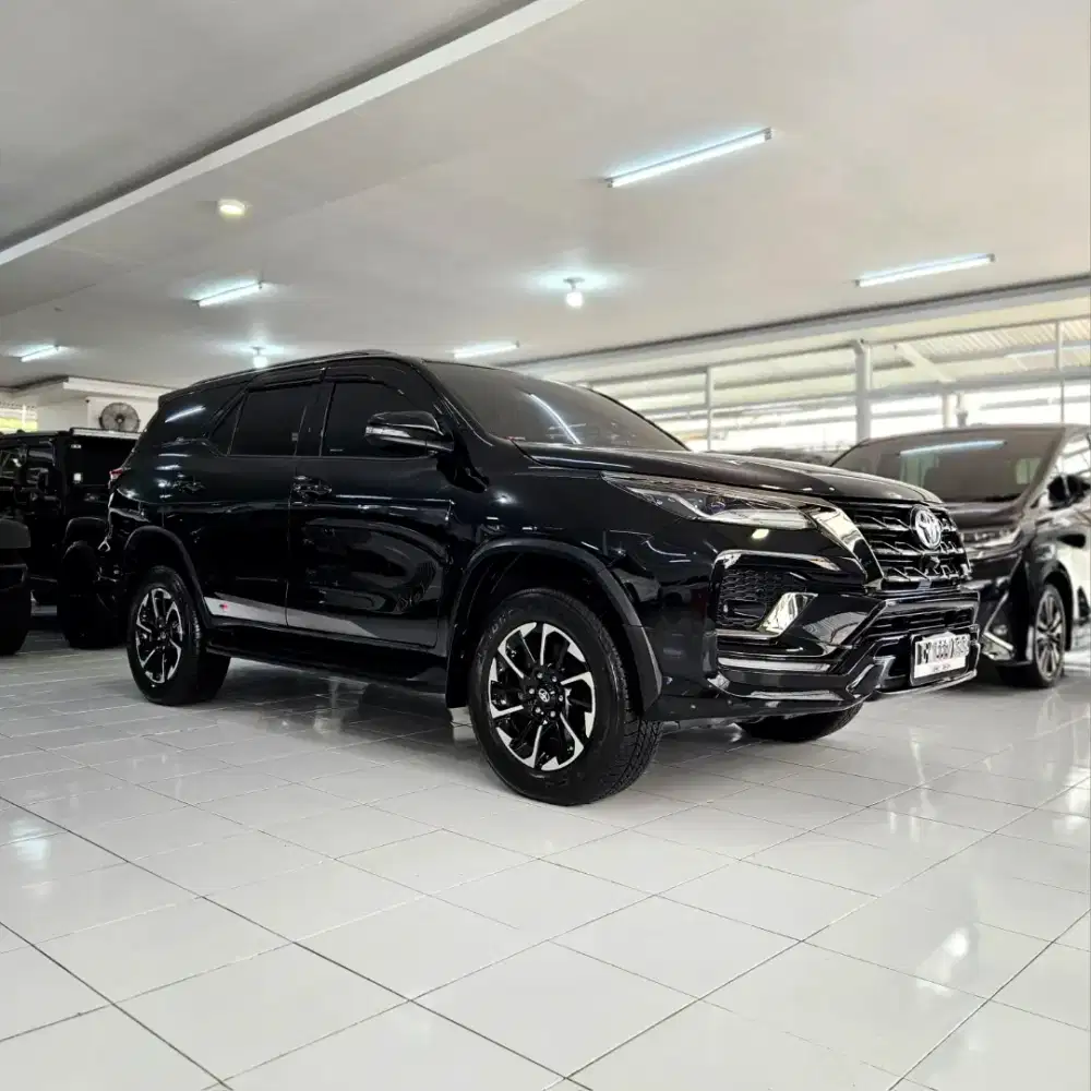 [2022] Fortuner VRZ GR Sport diesel matic 2022 DK LowKM bkn 2.8 2023