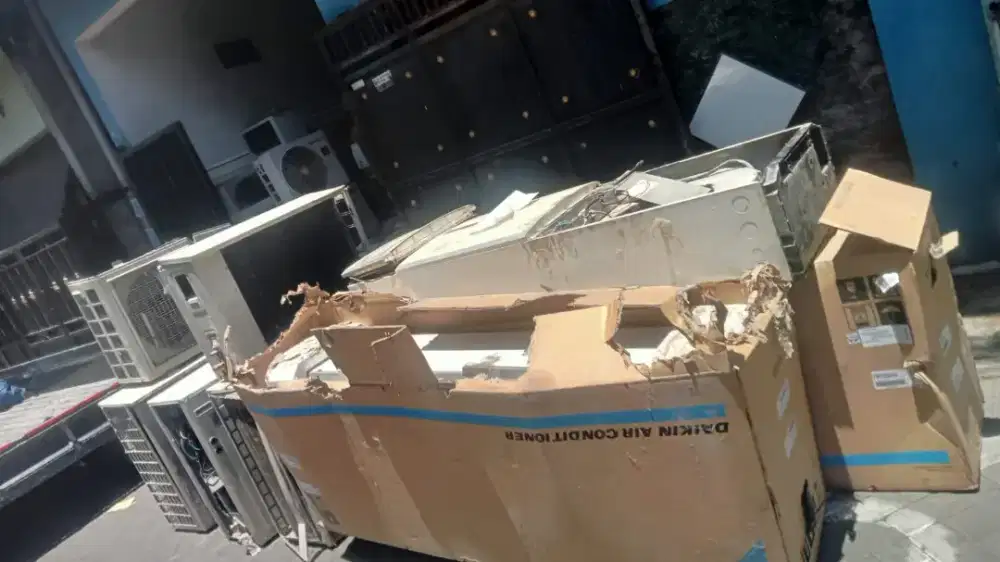 Menerima elektronik bekas AC, rumah tangga, apartemen, hotel, kantor,