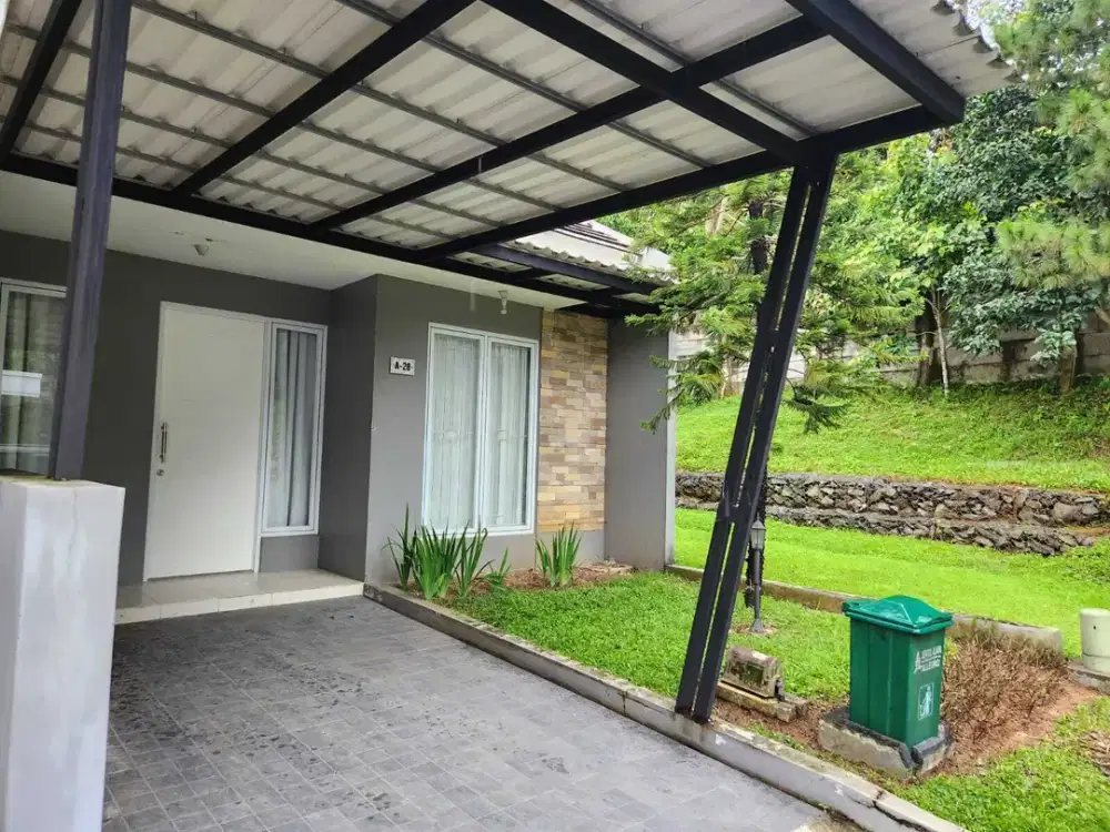 DIJUAL RUMAH MEWAH HOOK SEMI FURNISH SENTUL ALAYA SENTUL CITY SSR849