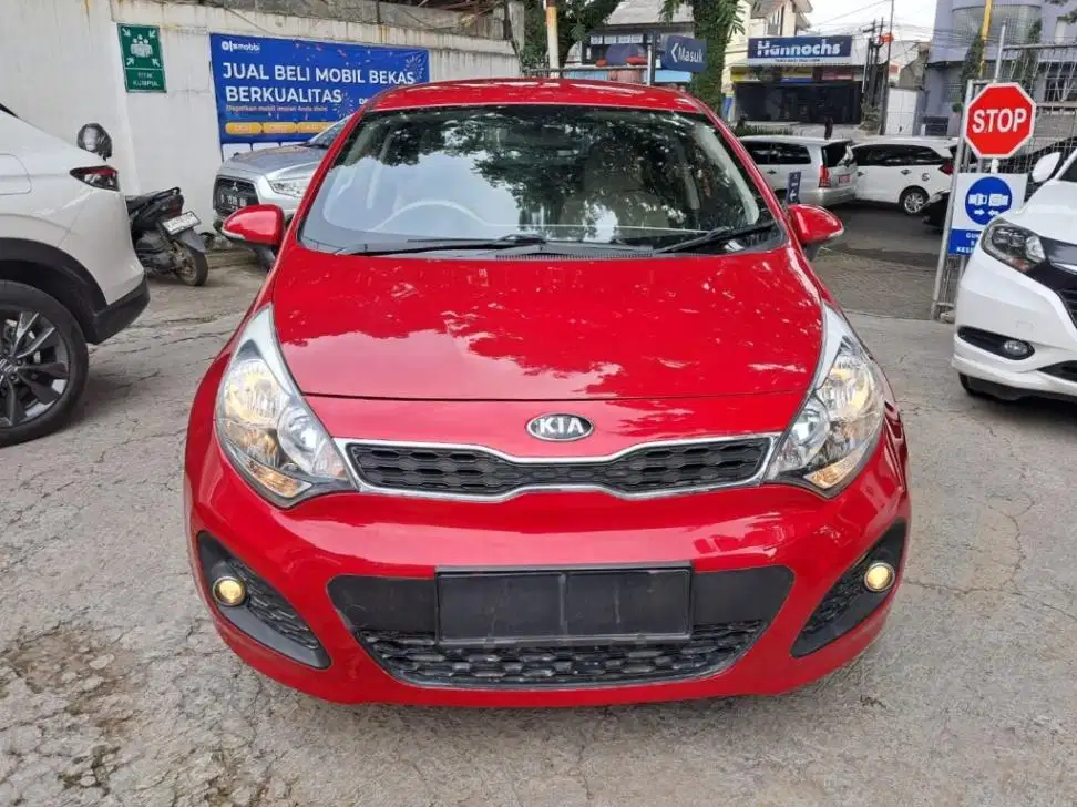 [OLXmobbi] DP RINGAN - Kia Rio 1.4 Bensin-MT 2014