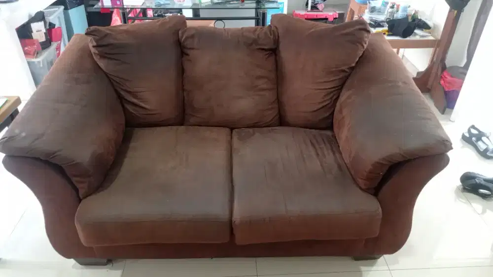 Dijual Cepat Sofa Ashley (Informa) 2 Seater