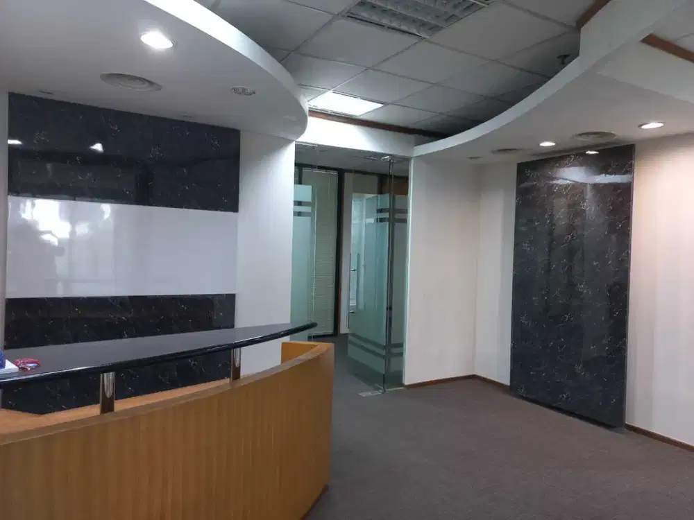 SEWA KANTOR DI JAKARTA MENARA DEA 201M2 PARTISI 210K NEGO