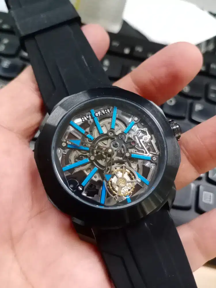 Jam mewah suisse bvlgari octo