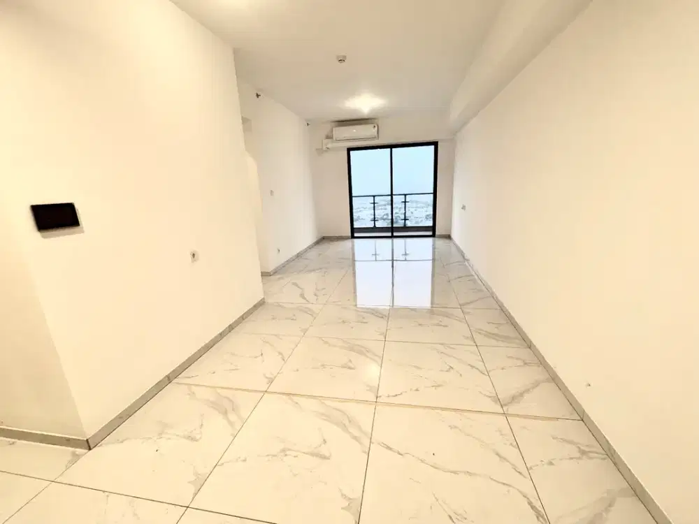 DISEWA BARU APT SKHOUSE ALAM SUTERA 3 BEDROOM SEMI FURNSIHED. VIEW CITY CANTIK